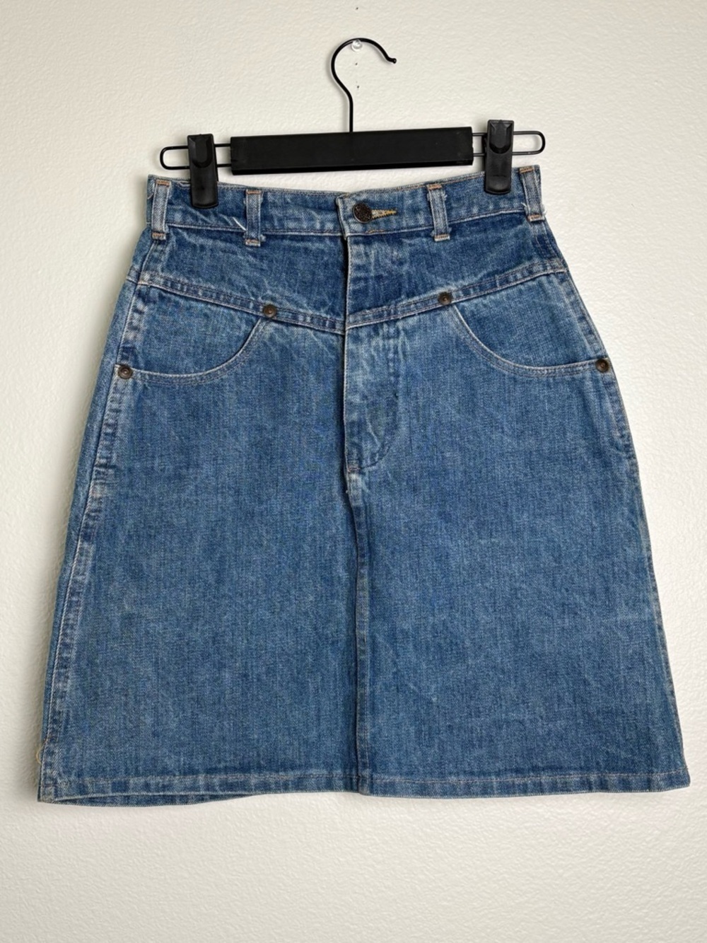 Hunters Run Vintage Denim Mini Skirt in Blue Size 7